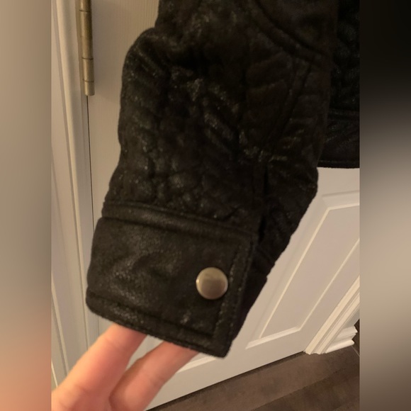 Outdoor Edition by Parkhurst….black quilted style coat….faux fur lining - Picture 8 of 13